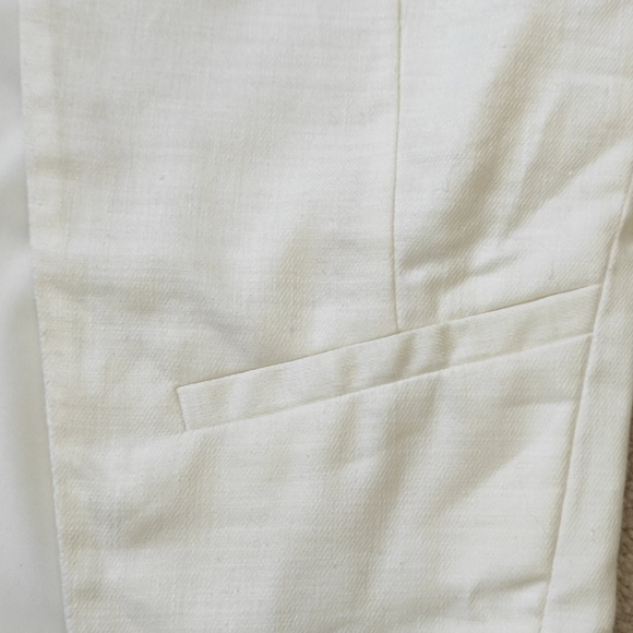 Vest - Picture 6 of 6